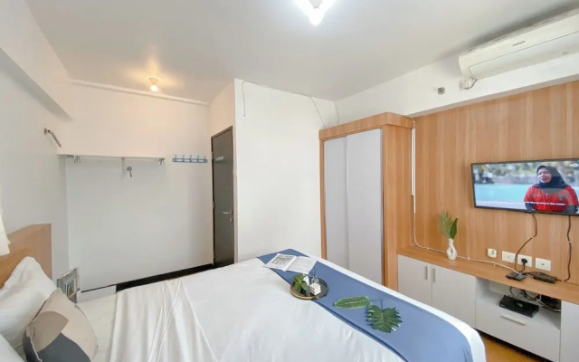 Comfy and Elegant 2BR The Wave Kuningan Apartment