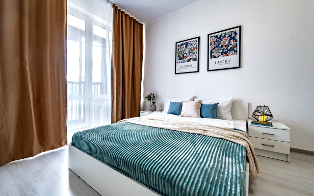 ApartMe on Verkhne Kamenskaya Street