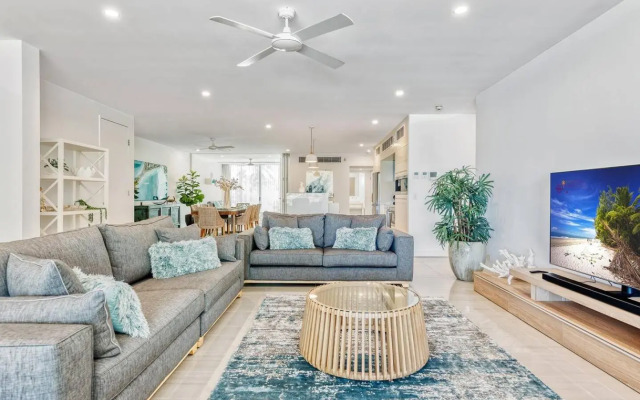 Beachfront Condo 5301 at Drift Resort