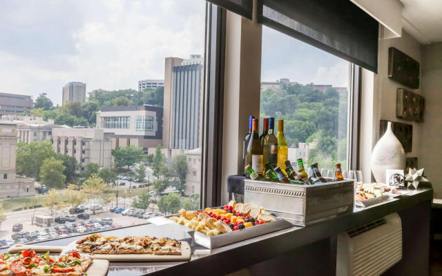 Courtyard by Marriott Pittsburgh University Center