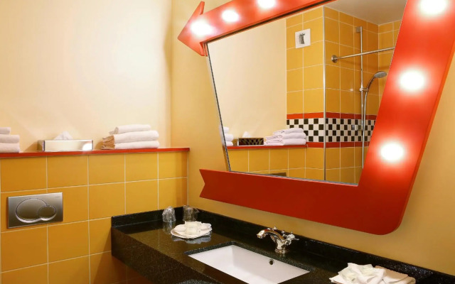Disney Hotel Santa Fe