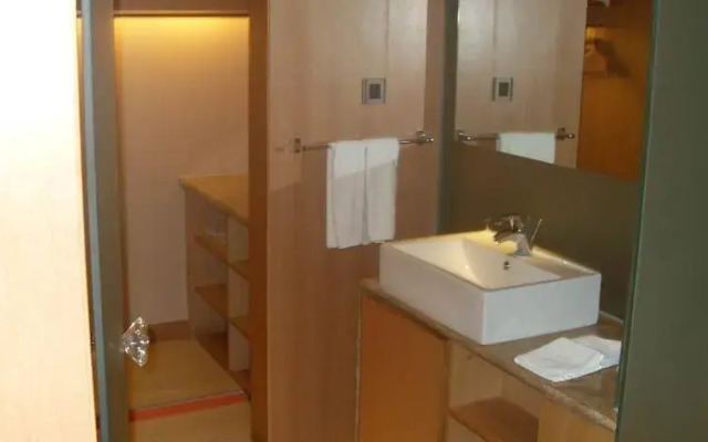 Liz Hotel - Hangzhou Wulin Plaza
