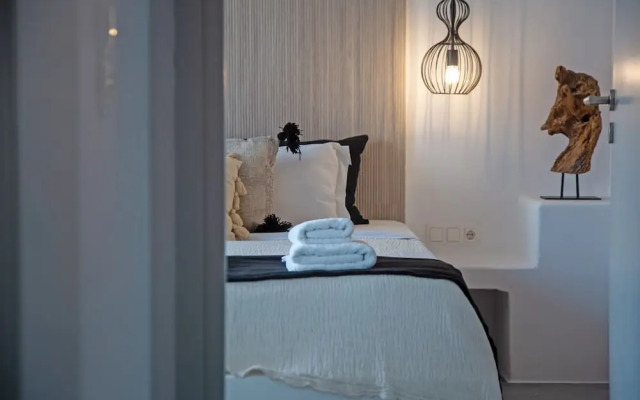 Nur Mykonian Suites
