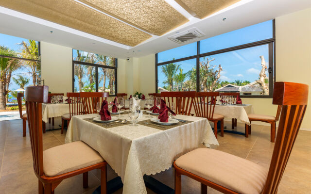 Amarin Resort & Spa Phu Quoc Hotel