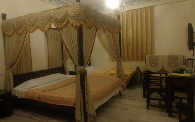 Laxmi Palace Heritage Boutique Hotel