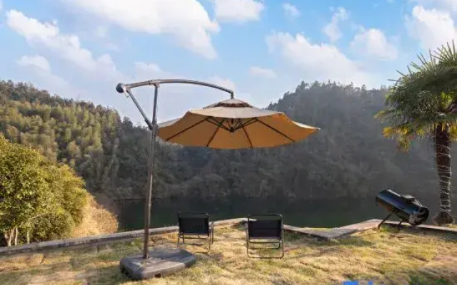Wuyuan Wuli Shanshui Hot Spring Resort Hotel