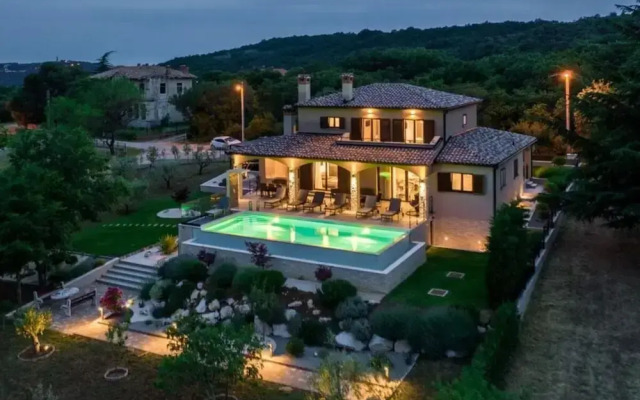 Villa Terra Comfortable Holiday Residence