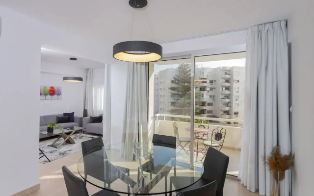 Kanika Seabreeze Apartment