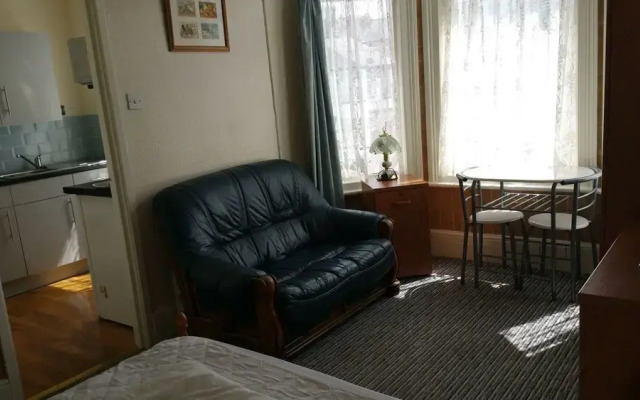 2 Berth, First Floor Flat, Glen Villa 4