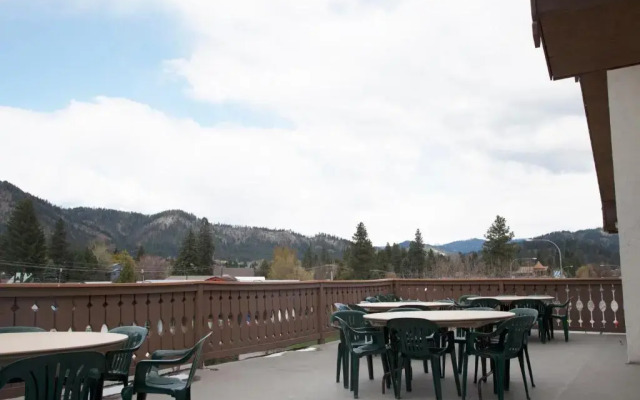 Fairbridge Inn & Suites