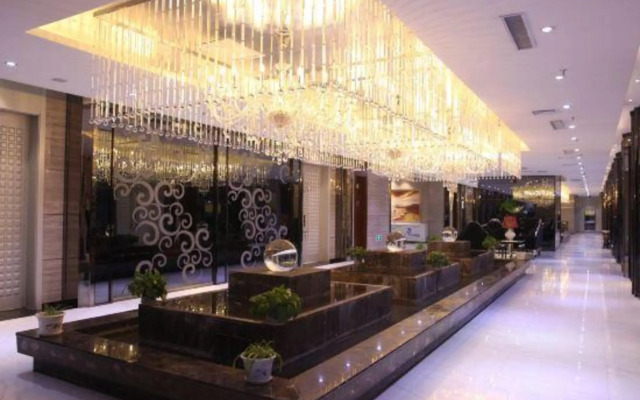 Longchang Holiday Hotel