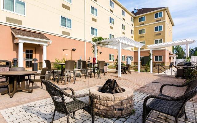 Suburban Extended Stay Hotel Quantico