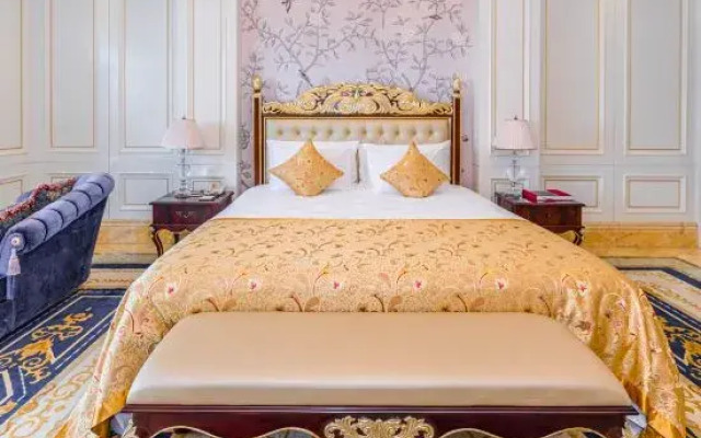 Hubei Culture and Tourism Honglian Lake Hotel