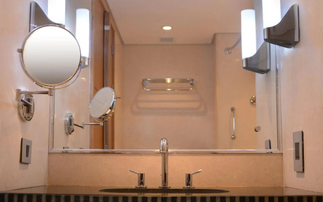 Le Méridien Cairo Airport