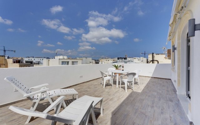 Magical Rooftop Penthouse, Best Location In Sliema