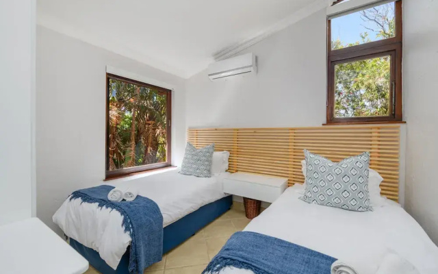 San Lameer Villa Rentals  3207