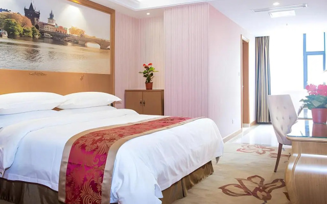 Vienna Hotel Wuhan Lengjiao Lake Wanda Metro