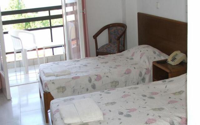 Irinna Hotel