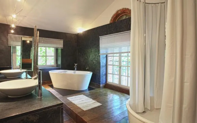 Chambres d’hôtes Château Touny les Roses