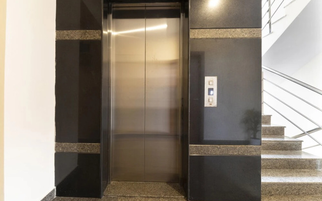 Capital O 46693 7 Boulevard