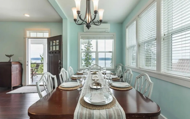 The Lookout at Crane's Landing by Avantstay