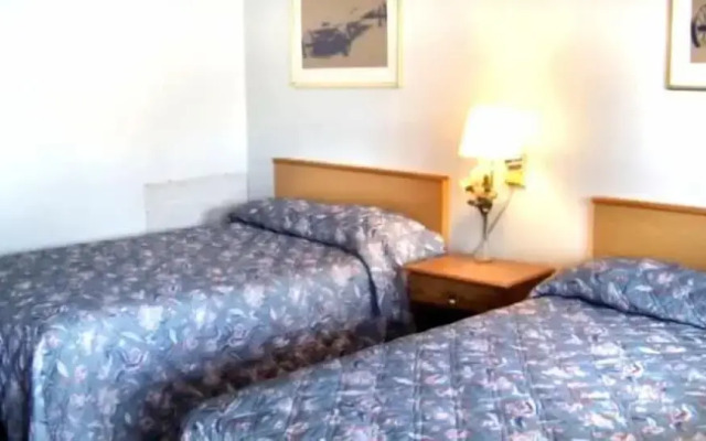 Monticello Inn