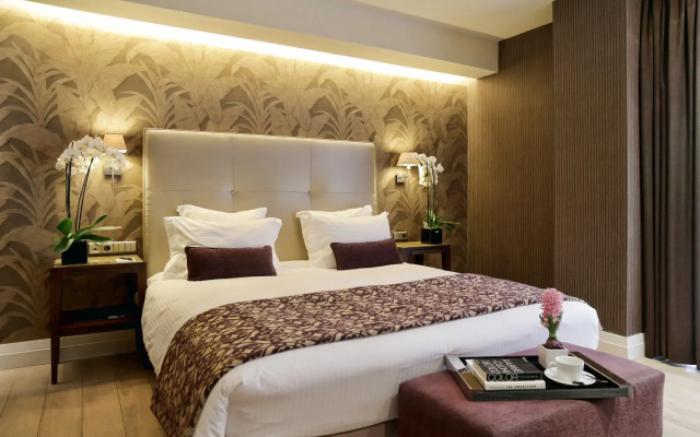 The Y Hotel
