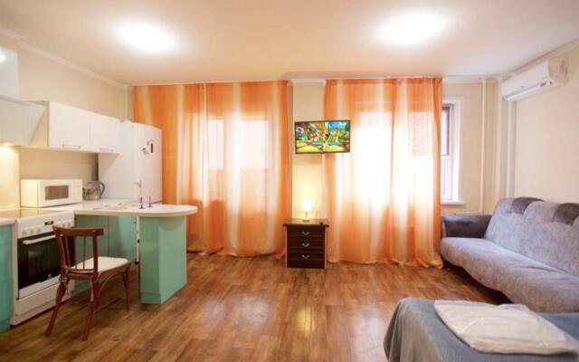 Саквояж на улице Караульной 42