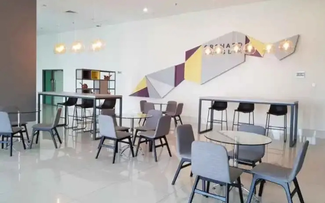 Restful Studio Apartment at Orchard Supermall Mansion