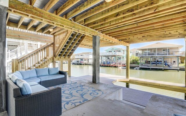 Private Dock & Patio: Waterfront Galveston Retreat
