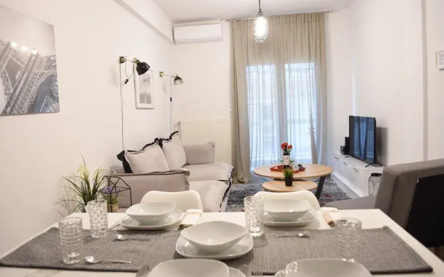 Heliconia Deluxe Apt Must