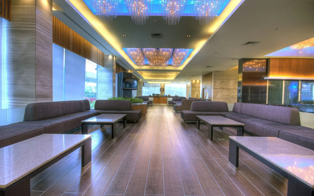Holiday Inn Express Manila Newport World Resorts