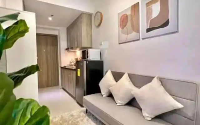 Stylish City Escape in Mandaluyong - Central Condo Living