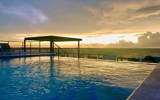 Sunset Gecko Condos - Unit 1A