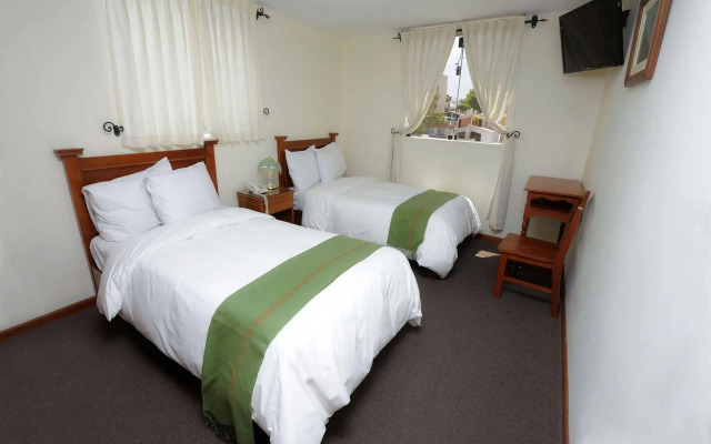 Hotel Natura Inn