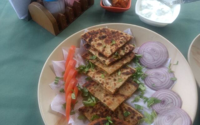 Bhammar's Inn - A Pure Vegetarian Hotel