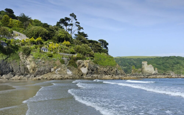 1 the Salcombe