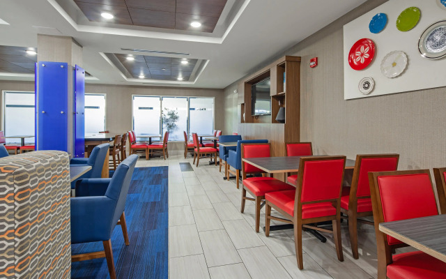 Holiday Inn Express & Suites Chattanooga (East Ridge) by IHG