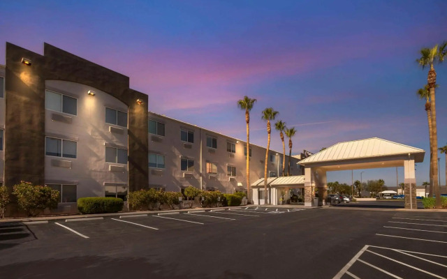 Comfort Suites At Tucson Mall