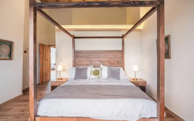 11br Villa w Jacuzzi Mountain View in Jarabacoa