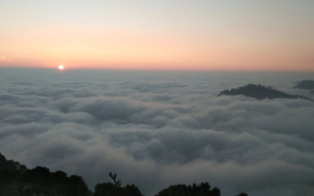 Hotel Harmony Blue Mcleodganj, Dharamshala
