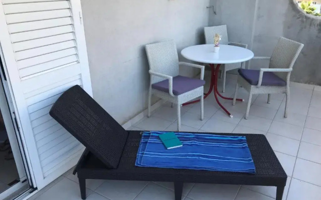 Superior studio BUBA near the beach