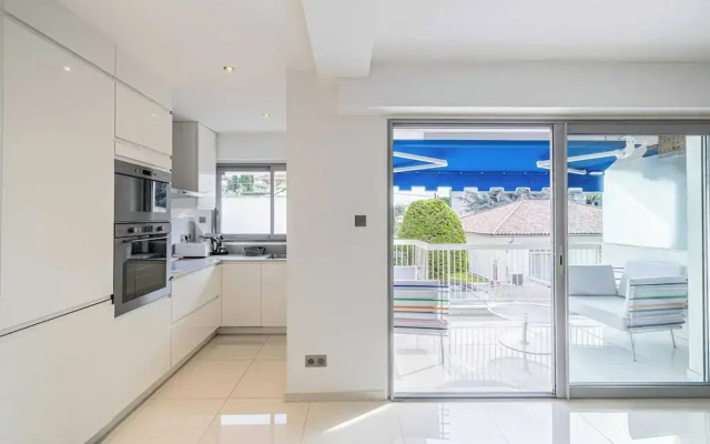 Beautiful 2P Apartment With Sunny Terrace