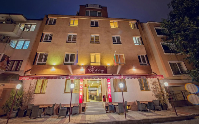 Victoria Hotel