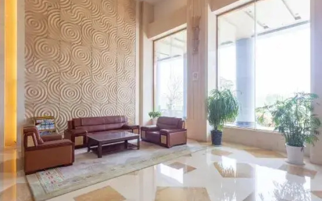 Yinan Hotel (Zhisheng Hot Spring Resort No.2 Building)