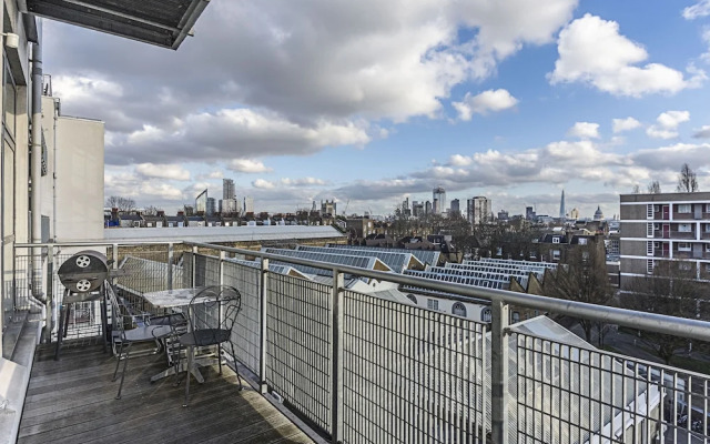 Splendid 3 Bedroom Apartment Kings Cross