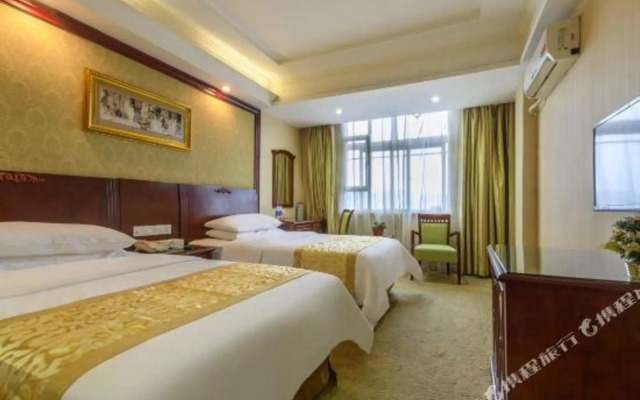 Towo Topping Hotel (Shenzhen Longgang FuPingStation Expressway)