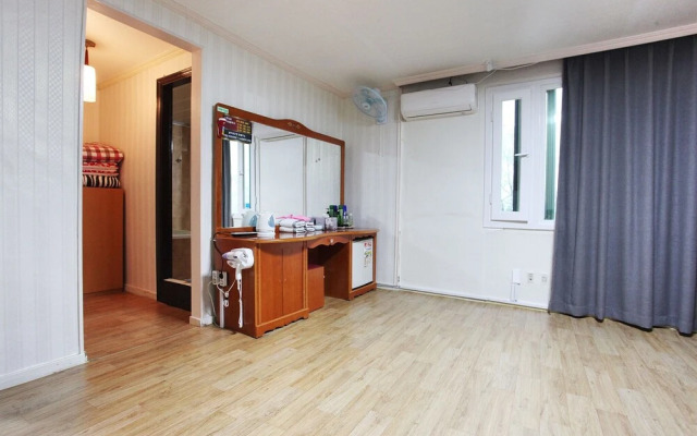 Gapyeong Namiseom Hotel