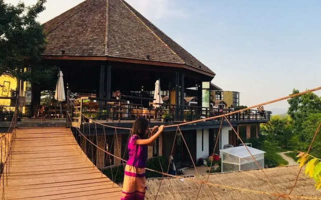 Rai Ruen Rom Organic Farm