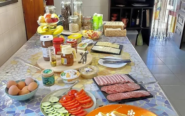 Da Silva Surfcamp- 3 Bettzimmer Mit Fruhstuck